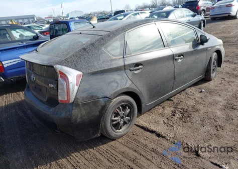 2013 Toyota Prius Two z USA, uszkodzony, nr VIN JTDKN3DU3D5546910
